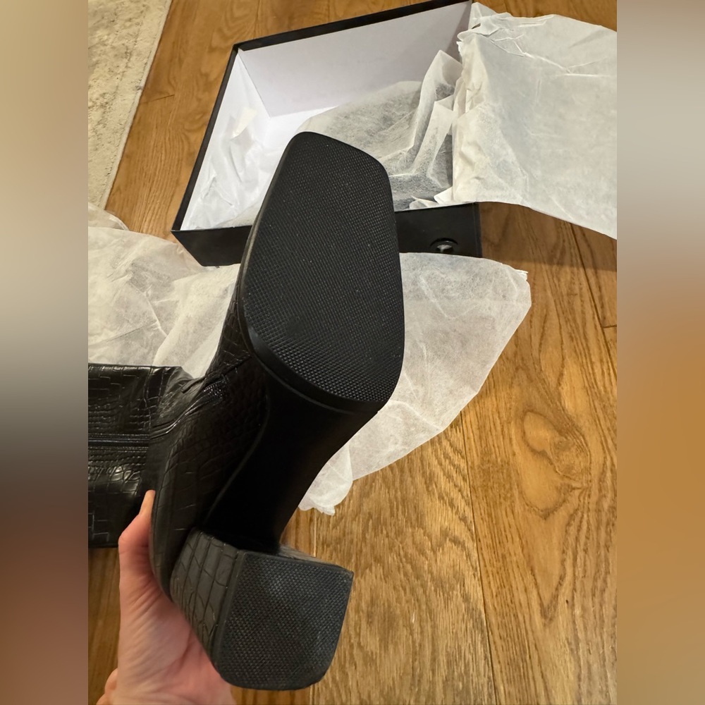 NWT Black Croc-Embossed Knee-High Block Heel Boot - Picture 4 of 13